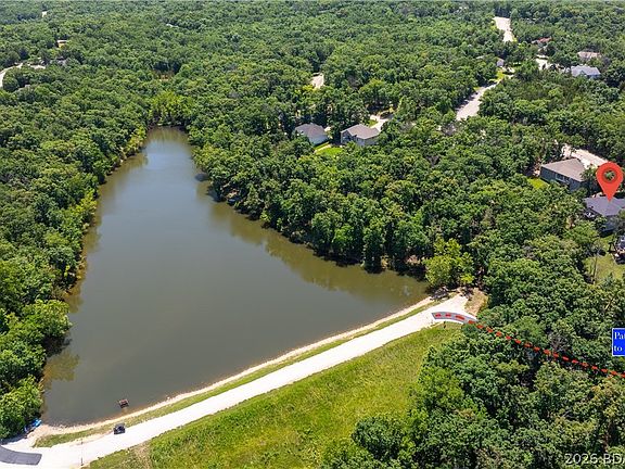 2nd image of 75 Autumn Lake Dr