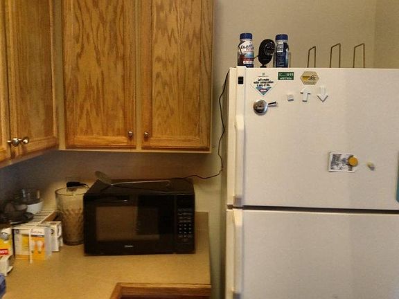 3rd image of 412 W Cadbury Dr