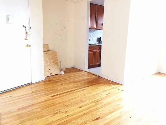 Rented by NY Space Finders Inc. | media 4