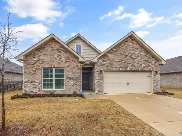 16515 Demi Dr, Athens, AL 35613