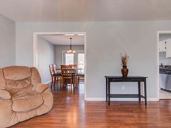 5th image of 5555 N Lake Dr