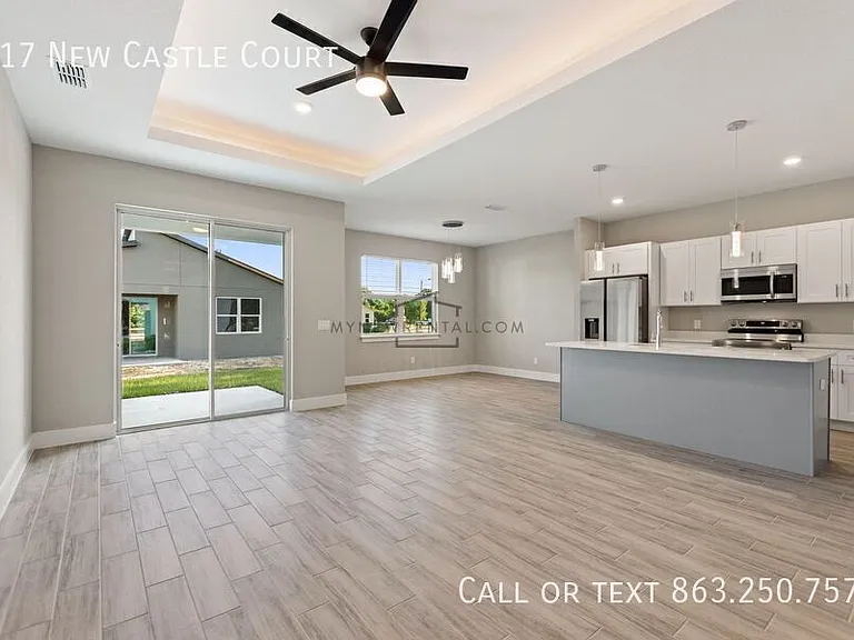 217 Newcastle Ct — Photo 11