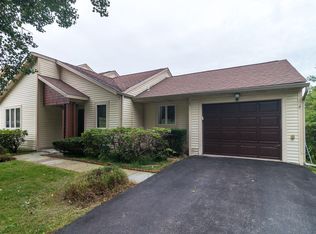 810 Wiltshire Rd, Saylorsburg, PA 18353
