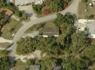 1638 Daniels Dr, North Fort Myers, FL 33917