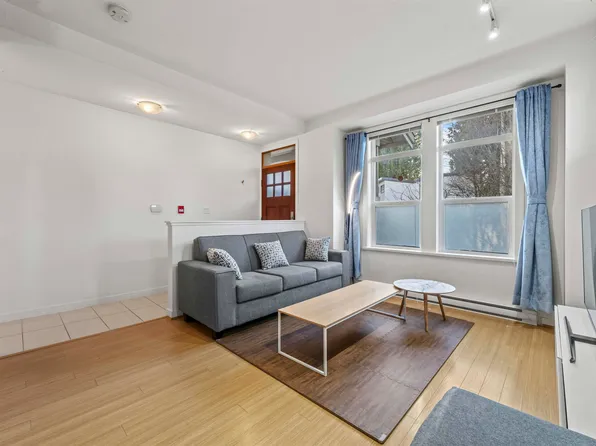 5771 Irmin St #15, Burnaby, BC V5J 0C5