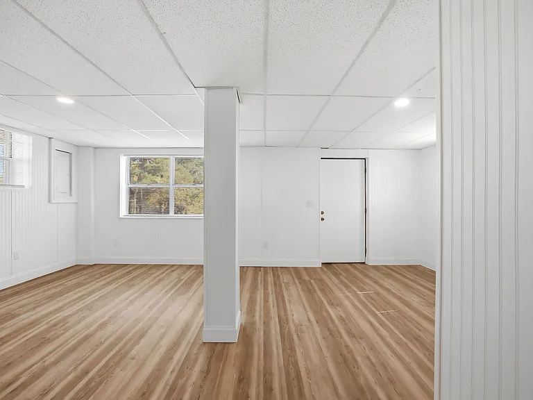 3683 Halifax Cir — Photo 23