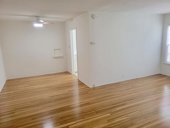 4th image of 2215 E 2nd St APT 3
