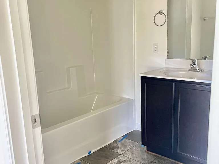 948 Brentwood Park Ln — Photo 14