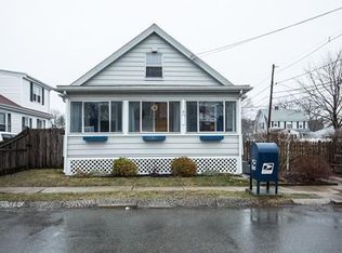 70 Fairview Ave, Peabody, MA 01960