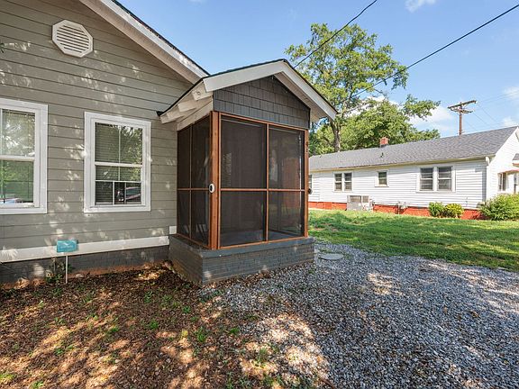 4th image of 4B Mims Ave