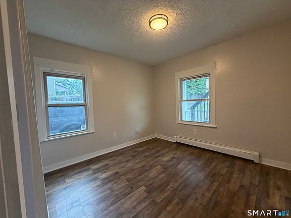 4th image of 108 Maple Street