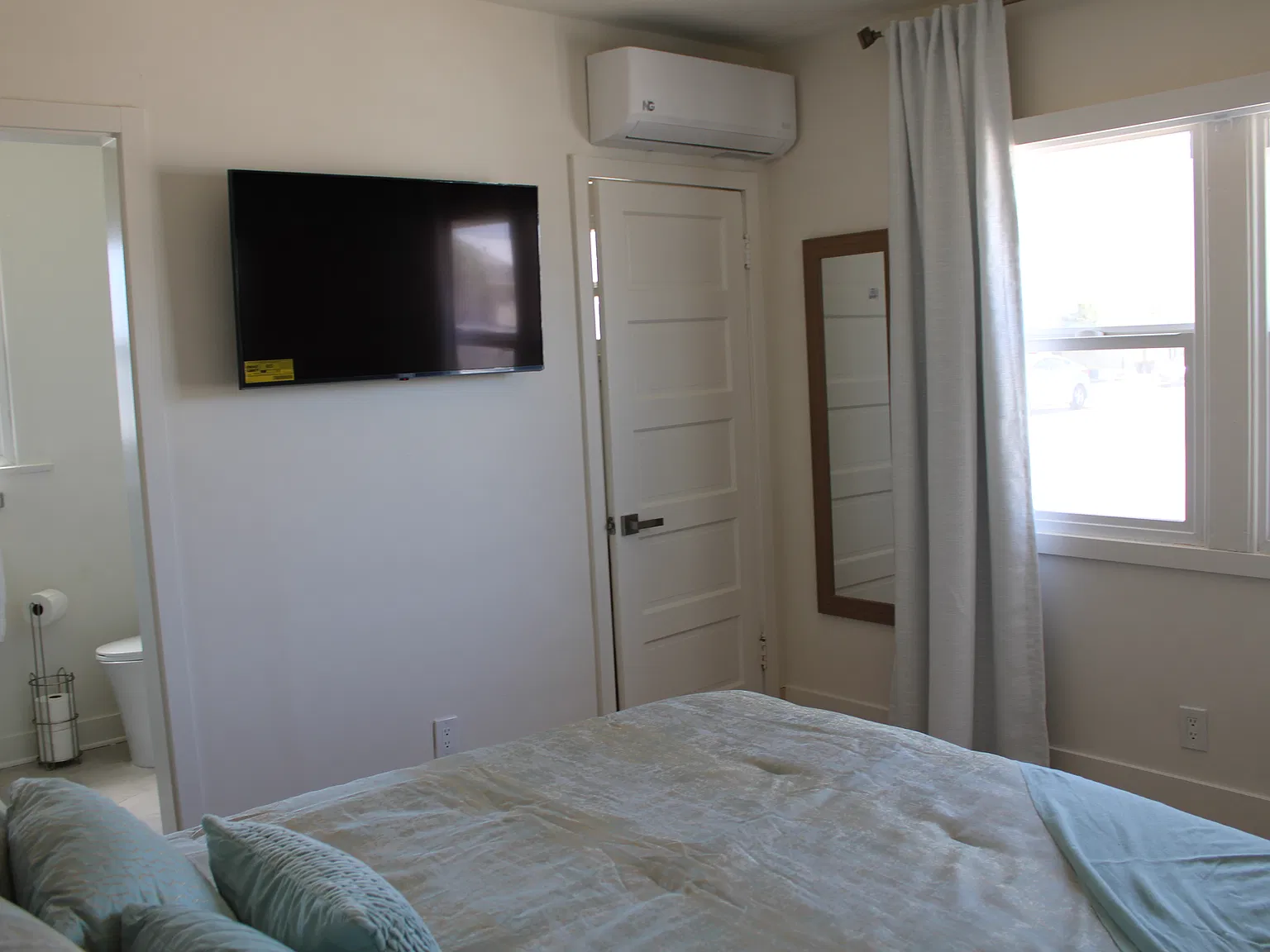 1 bed, 600 sqft, $2,600 — Photo 2