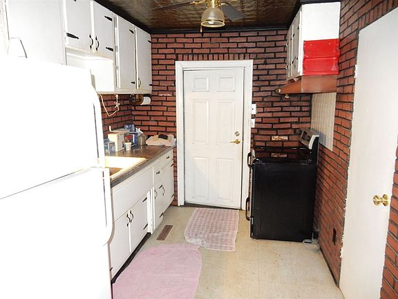 3rd image of 2528 County Road 15