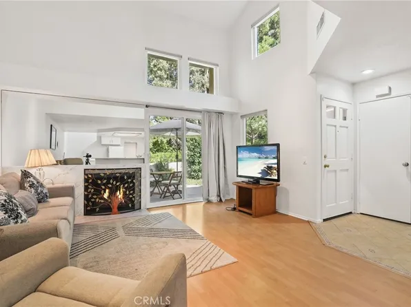 118 Corsica Dr, Newport Beach, CA 92660