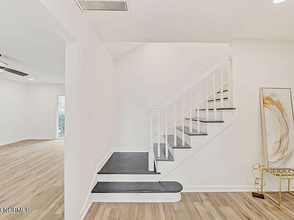5th image of 602 S Claiborne Street