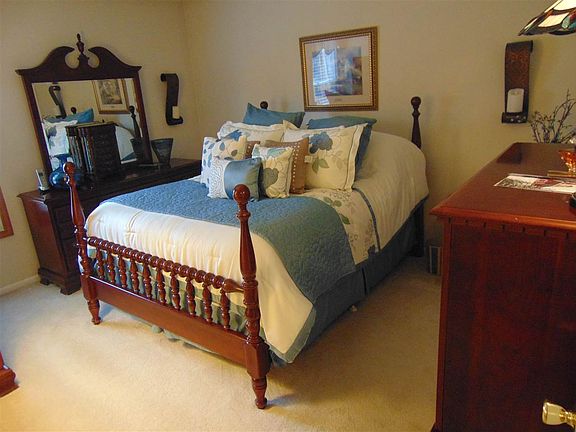 5th image of 1559 Hickory Hill Ct