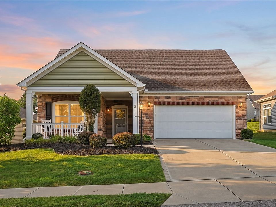 1st image of 211 Bridle Ln
