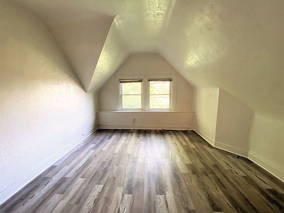 2nd image of 438 S Graham St APT 6