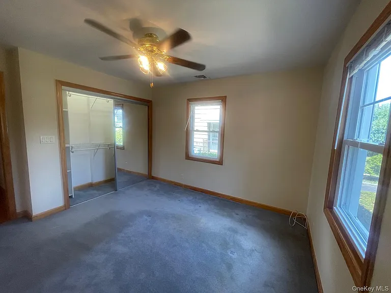 1760 Slocum St — Photo 5