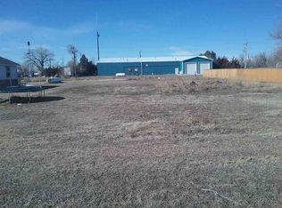 318 Main St, Hawk Springs, WY 82217