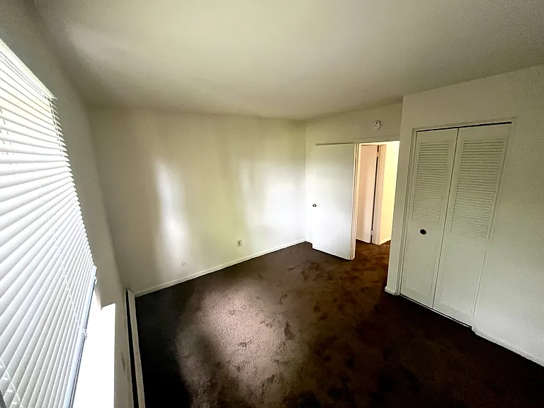 Dorann Manor Apartments — Photo 10