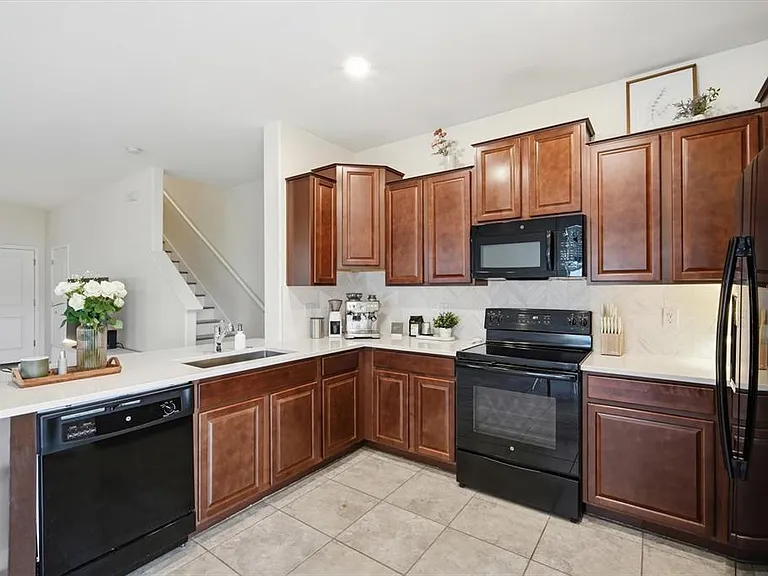 7656 Ginger Lily Ct — Photo 11