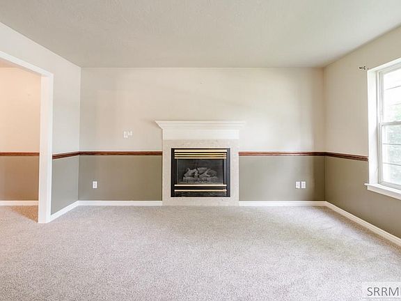3rd image of 245 Plantation Cir