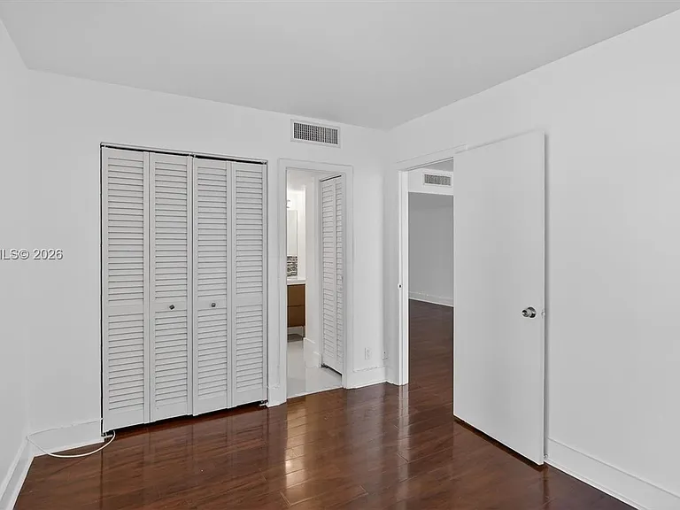 20335 W Country Club Dr #502 — Photo 18