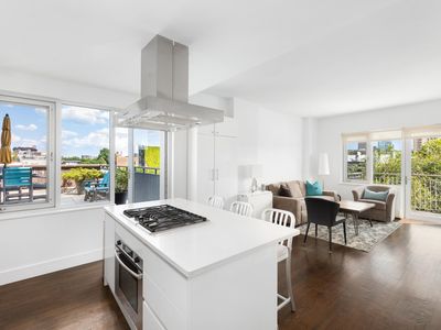 238 Saint Marks Ave APT 6B, Brooklyn, NY, 11238