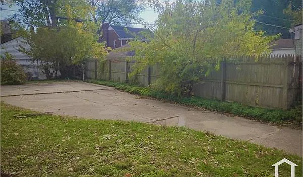 1 bed, 1250 sqft, $1,595 — Photo 2