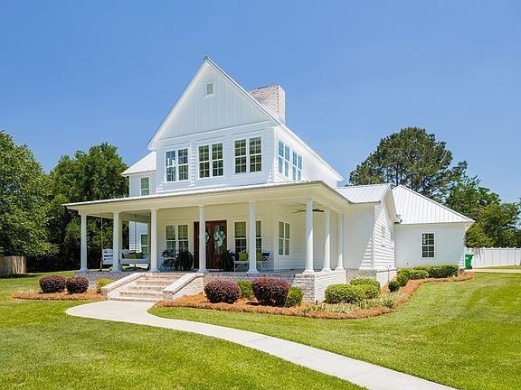 3rd image of 1025 Cherrywood Cir