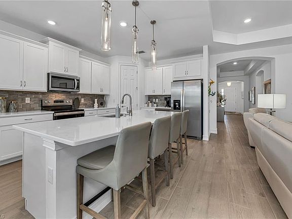 4th image of 16505 Crescent Beach WAY
