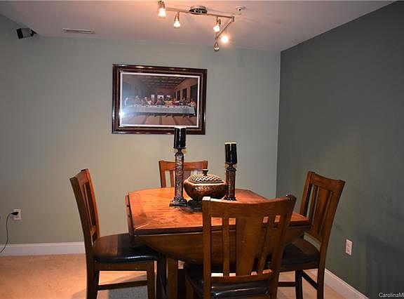 4th image of 6321 Park Creek Dr