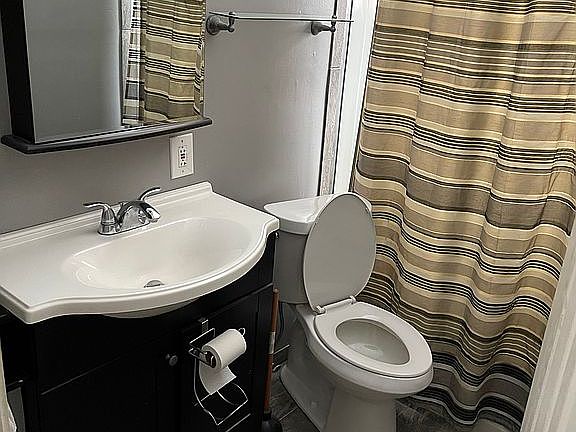 Upstairs bathroom