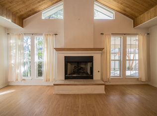 5938 Brook Fls, Windcrest, TX 78239