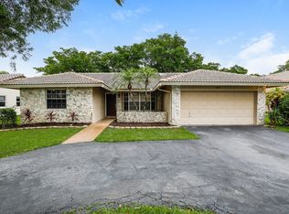 8623 NW 47th Dr, Pompano Beach, FL 33067