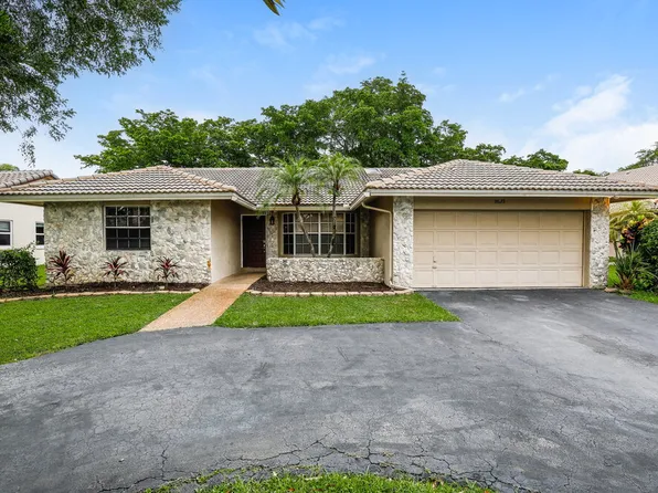 8623 NW 47th Dr, Pompano Beach, FL 33067