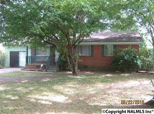 415 Edgemont Dr NW, Huntsville, AL 35811