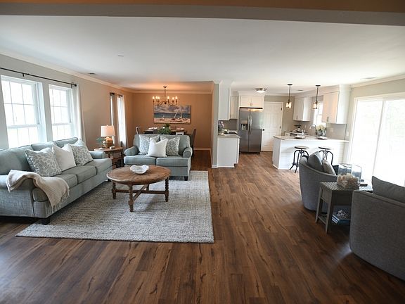 3rd image of 44 W Prospect Bay Dr