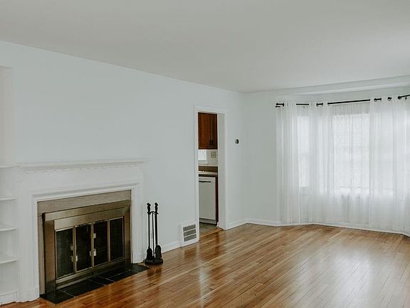 5th image of 2175 S Belvoir Blvd