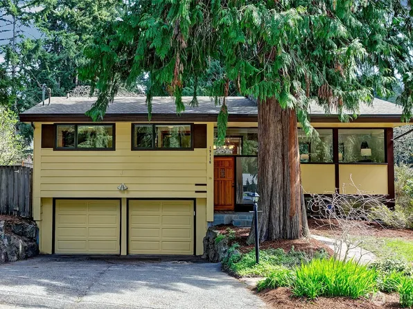 19116 17th Avenue NW, Shoreline, WA 98177