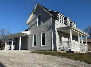 309 N Main St, Pinckneyville, IL 62274