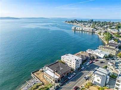 5th image of 4027 Beach Dr SW #11148744