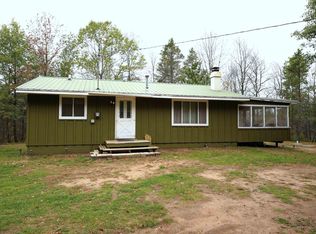 W11407 Halhweg Rd, Athelstane, WI 54104