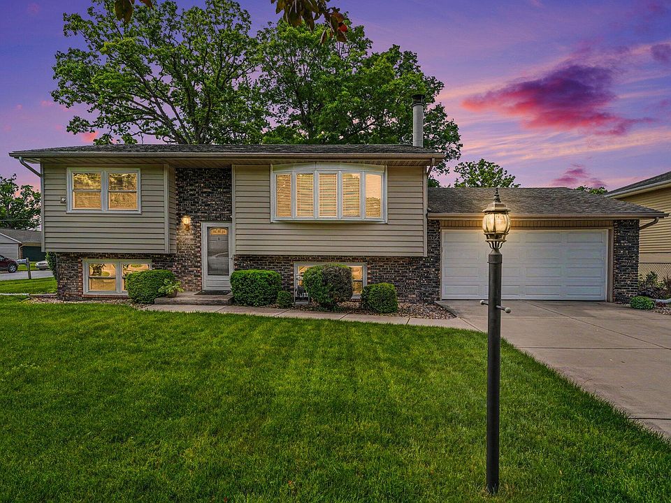 1st image of 2801 Crabapple Ln