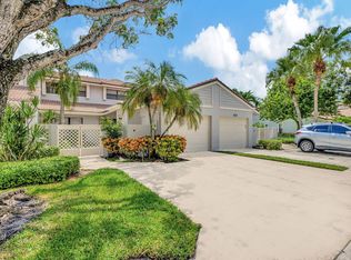 419 Prestwick Ln, Palm Beach Gardens, FL 33418