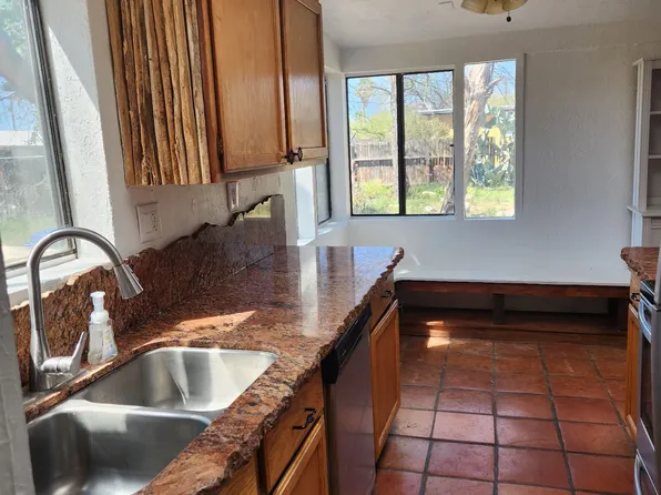 (undisclosed Address), Tucson, AZ 85716