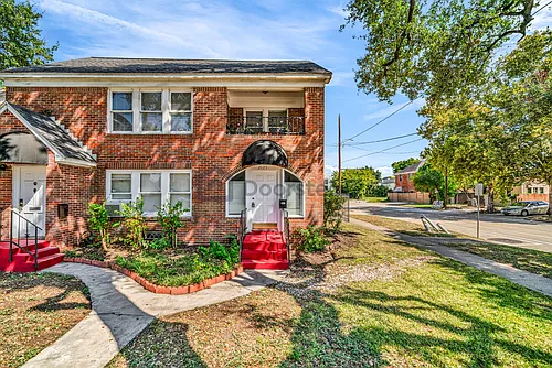 2121 Alabama St Photo 1