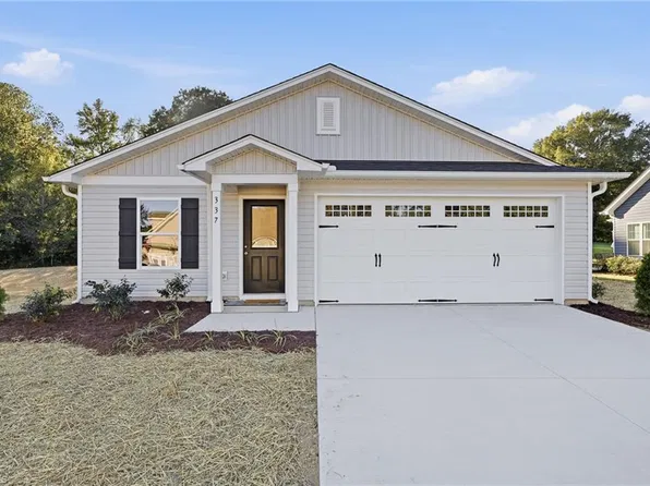 337 Frank Cherry St, Eden, NC 27288
