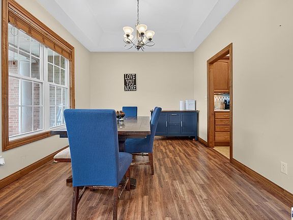 5th image of 3429 Carson Ct
